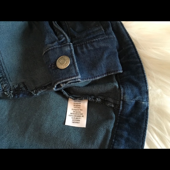 Jean jacket - Picture 8 of 8